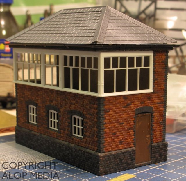Ratio 552 GWR Brick Signal Box