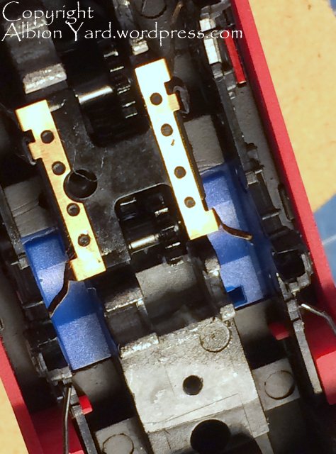 Tweeked pickups, note metal cast chassis block and sideframes