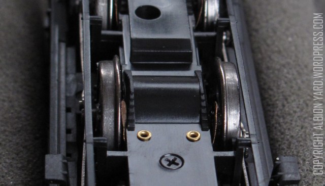 Note right side pick up not making contact 