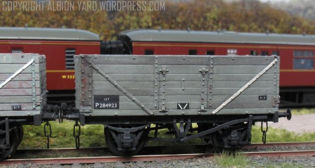 Oxford Rail Private Owner Wagon OR76M7W005